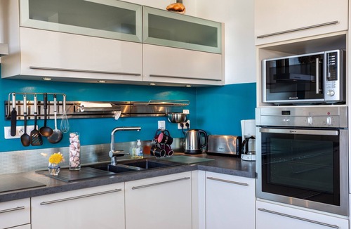 Les Sables d'Olonne Apartment | Apartment 'Appart Villa Margaux Near the Sea' with Private Terrace and Wi-Fi