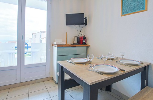 Chateau-d'Olonne Apartment | Apartment 'Apt Vue Mer - Balcon - Parking' with Sea View, Balcony and Wi-Fi