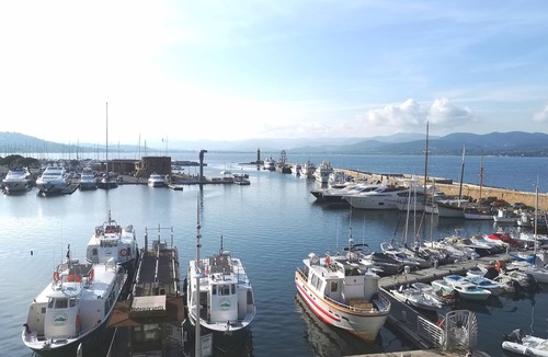 Old Town Apartment | Apartment Bellevue at the port of Saint-Tropez