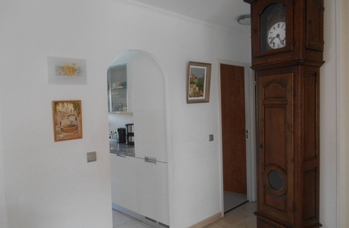 Mandelieu-La-Napoule Apartment | Apartment "Le France" with panoramic view of Cannes Marina