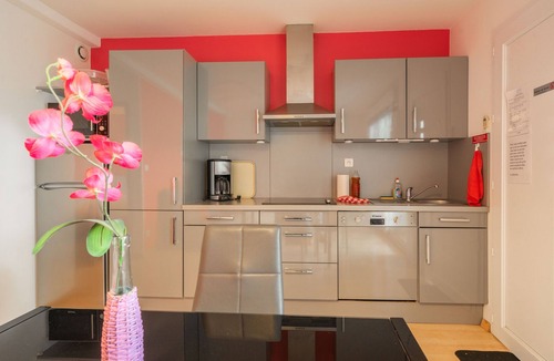 Saint-Simon-de-Bordes Apartment | Apartment 'Le Clos Du Champ De L'Amour - Rochefort' with Private Pool, Wi-Fi & AC