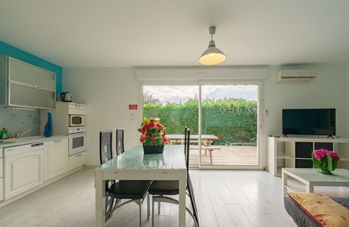 Saint-Simon-de-Bordes Apartment | Apartment 'Le Clos Du Champ De L'Amour - Ile Madame' with Private Pool, Wi-Fi, and AC