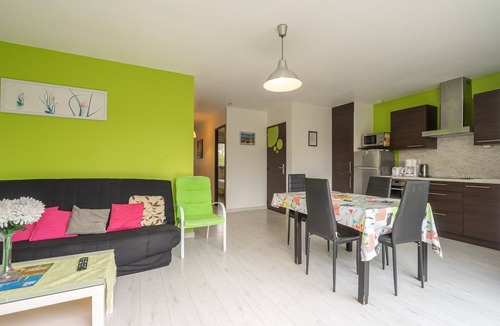 Saint-Simon-de-Bordes Apartment | Apartment 'Le Clos Du Champ De L'Amour - La Palmyre' with Private Pool, Wi-Fi, and AC