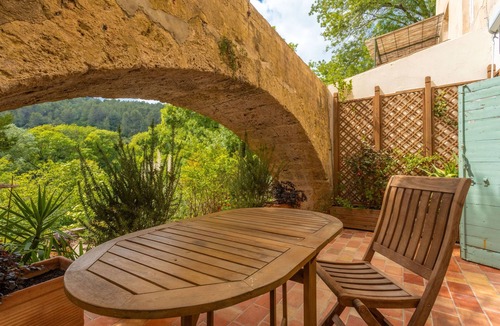 Meounes-les-Montrieux House | Apartment 'Gîte De Charme' with Mountain View, Wi-Fi and Air Conditioning