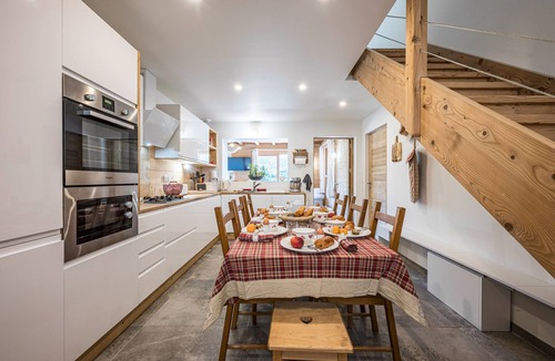 Albiez-Montrond Apartment | Apartment 'Grand Aigle - Albiez Montrond' with Mountain View, Private Terrace and Wi-Fi