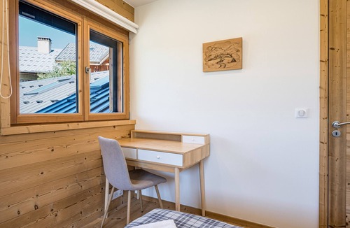Albiez-Montrond Apartment | Apartment 'Grand Aigle - Albiez Montrond' with Mountain View, Private Terrace and Wi-Fi
