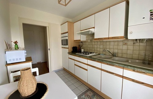 Cambo-les-Bains Apartment | Apartment in Cambo-les-Bains, terrace and 3 beds