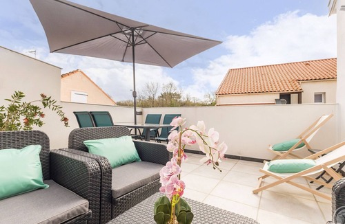 La Plaine-sur-Mer Apartment | Apartment in the center of La Plaine-sur-Mer