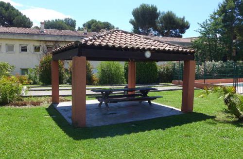 Villeneuve-Loubet Apartment | Apartment La Calmeraie by Interhome
