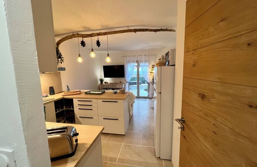 Sainte-Maxime Apartment | Apartment/Mazet with garden (150m2) and sea view in a quiet location near the town center