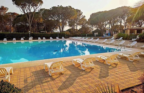 Valescure Apartment | APARTMENT RESIDENCE DOMAINE closed av private parking 10mn estèrel & plage agay