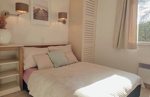 Valescure Apartment | APARTMENT RESIDENCE DOMAINE closed av private parking 10mn estèrel & plage agay