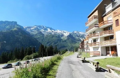 Le Pleynet Apartment | Apartment residence les séracs 1