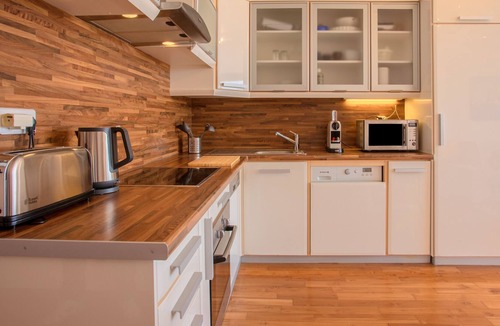 Le Trayas Apartment | Apartment 'Sea View' with Wi-Fi and Air Conditioning