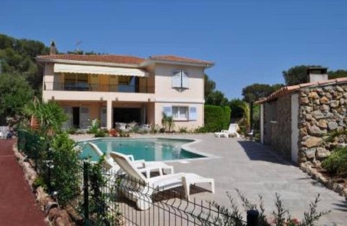 Boulouris-sur-Mer Apartment | Apartment T3 ANIS 55m2, swimming pool frontage, with terrace 25m2, swimming pool, beach nearby