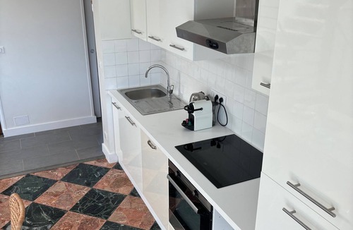 Cavaliere Apartment | Apartment with roof terrace, sea view and close to the beach