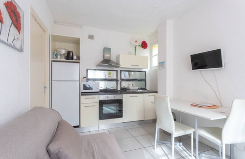Lourdes Apartment | Apartment with Garden and Terrace in Lourdes, Sleeps 2, Quiet and Well-Equipped