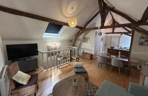 Sable-sur-Sarthe Apartment | Appart'Aléa chaleureux en centre ville 5 personnes