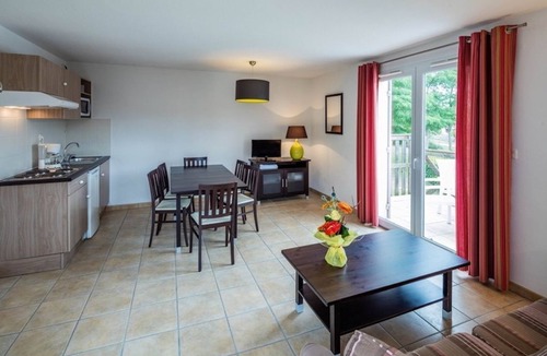 Barbaste Condo | Appart + Balcon/Terrasse Proche Du Cours De Golf