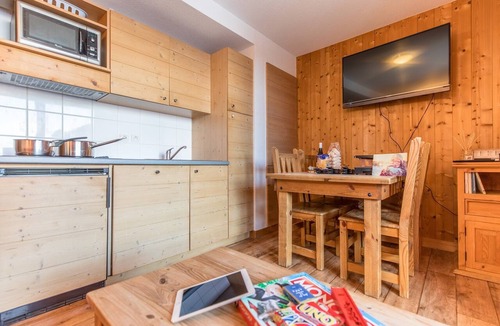La Feclaz Condo | Appart proche du centre Casiers à ski