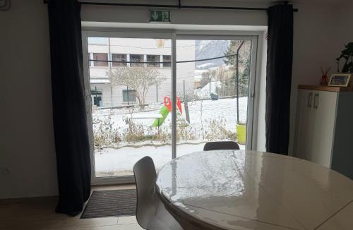 Saint-Jean-de-Maurienne Apartment | appartement 2-4 personnes "Yvetot Maurienne express"