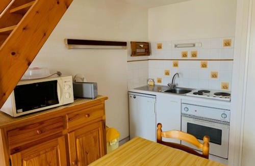 Bretignolles-sur-Mer Apartment | Appartement à 100m de la Plage du Marais Girard - 1 Chambre + Mezzanine - Parking Privatif - FR-1-231-211
