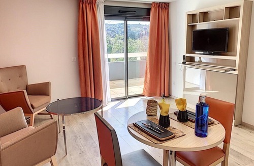 La Bocca Nord Apartment | Appartement 2 Chambres Avec Balcon