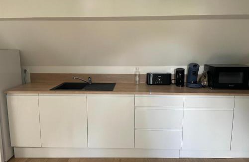 Orthez Apartment | Appartement 2 chambres entièrement rénové avec parking au calme tout en étant à deux pas des commerces et restaurants