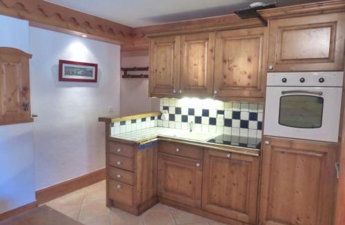 Meribel Village Apartment | Appartement 3 pièces à Méribel Village avec piscine, 4 personnes - FR-1-411-618