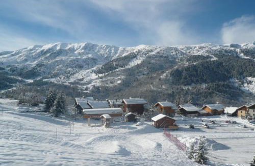 Meribel Village Apartment | Appartement 3 pièces pour 6 à Méribel Village, accès piscine et Wi-Fi - FR-1-411-406