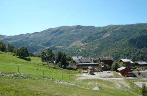Meribel Village Apartment | Appartement 3 pièces pour 6 à Méribel Village, accès piscine et Wi-Fi - FR-1-411-406
