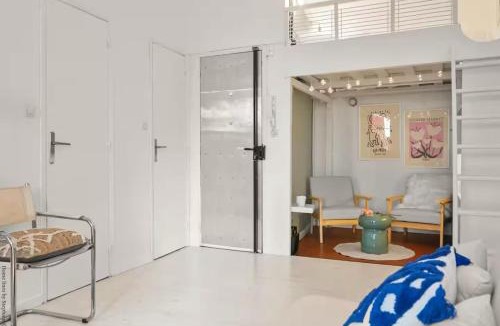 6th Arrondissement Apartment | Appartement avec terrasse & mezzanine Cœur du 6ème - La Plaine
