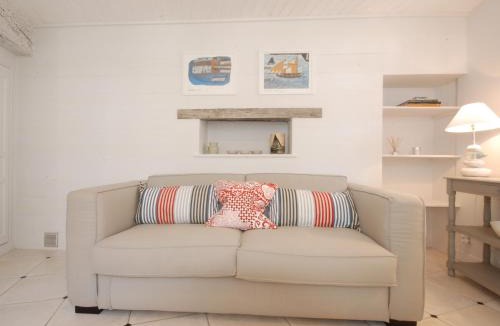 Saint-Martin-de-Re Apartment | Appartement charmant au cœur du village - FR-1-258-240