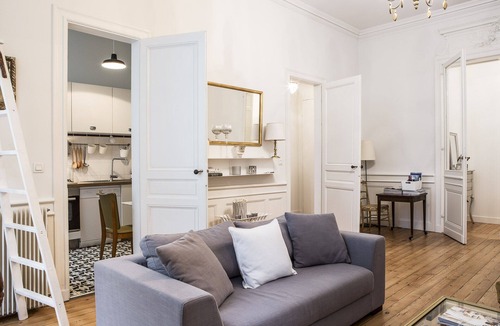Hotel de Ville - Quinconces Apartment | Appartement chic et raffiné dans l'un des meilleurs quartiers de Bordeaux.