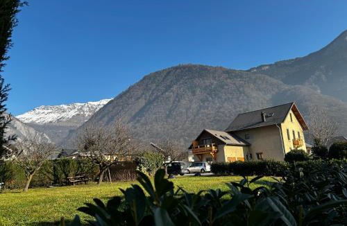 Saint-Avre Apartment | Appartement cosy & calme - L'Augustine