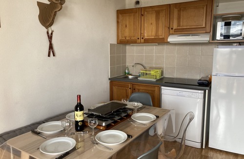 Albiez-le-Vieux Apartment | Appartement Deux Pièces Terrasse, Albiez Mont-rond
