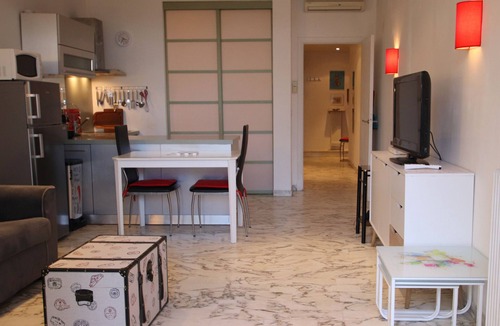 Fabron Apartment | Appartement EROS