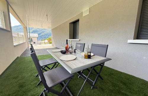 Saint-Avre Apartment | Appartement Le Cosy Proche Station Ski - Piscine