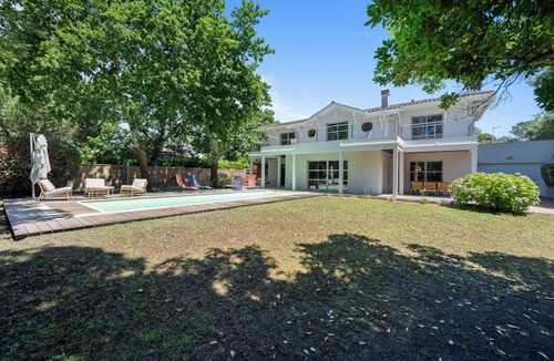 Lanton House | ARCACHON BAY - LUXURY VILLA TAUSSAT - POOL & A.C. 200 m from the beach