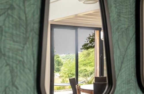 Guichen House | Architect-designed house in the heart of nature