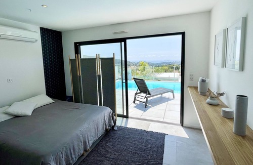 Ceyreste House | Architect villa with sea view