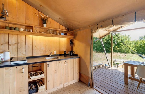 Lavalade House | Ashanti Luxury Safari Tent Holiday Home with Balcony and Wi-Fi