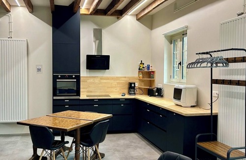 Cheille House | At the Old Oak - Vieux Cheillé - Châteaux - Rated 2 stars