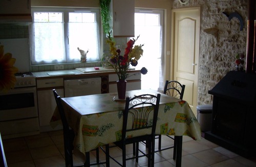 Saint-Pierre-d'Oleron House | Au Calme Stone house, large pool. near sea1,.5 km classified 4 stars