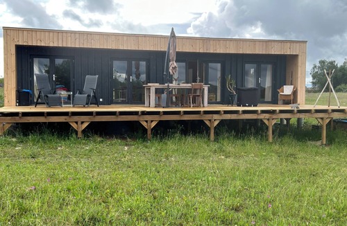 Lavalade Ski Chalet | Aurelie: a beautiful new wooden vacation home in the Dordogne