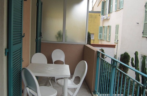 Old Town Apartment | AUTUMN IN THE SUN, IN CALM, AND AT EXPENSE FROM 80 EUROS/NIGHT