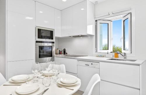 Cap d'Ail Apartment | Aux portes de Monaco - Vue Mer et Terrasse - GC