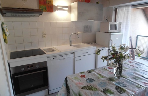 Argeles Gazost Apartment | AVAILABLE AUGUST 22–29: BEAUTIFUL 3-STAR APARTMENT NEAR SHOPPING, STUNNING VIEW, PRIVATE PARKING