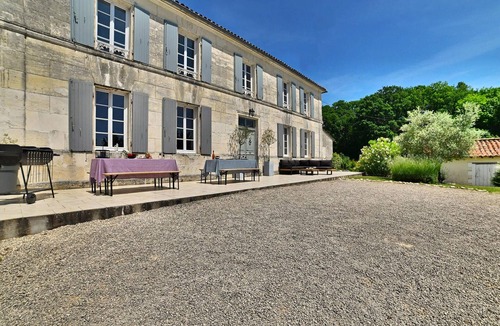 Arthenac House | Awesome home in Arthenac