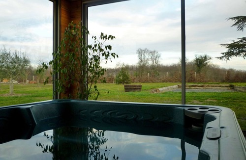 Saint-Andre-de-Lidon Bed & Breakfast | B&B avec spa La Serpauderie
